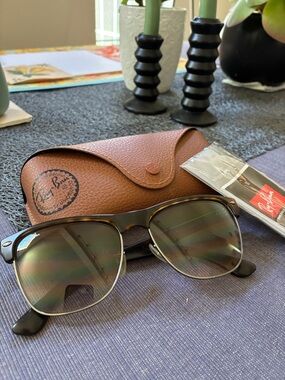 Ray-Ban Black and Brown Clubmaster Sunglasses with Brown Case